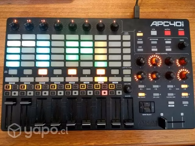 Akai APC40 MKII en perfecto estado - Imagen 6
