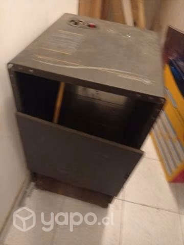 Estufa a gas con cilindro de 15 kilo vacío