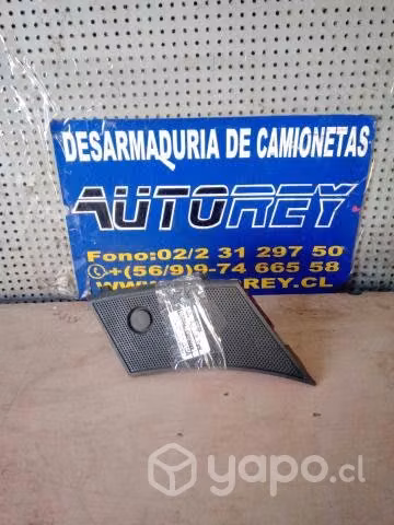 Tapa Twitter derech tablero Nissan Qashqai 2011-14