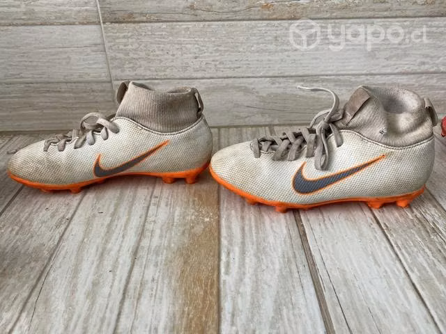 Zapatos futbol