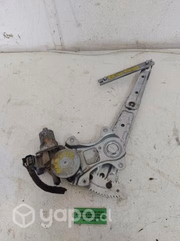 Cremall AlzaVidrio Tra Der (078) Nissan NP300 2021
