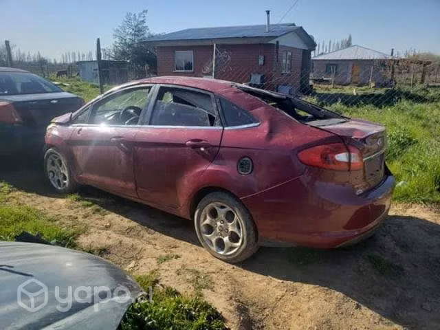 Puertas ford fiesta 2014 desarme