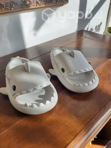Sandalias tiburon