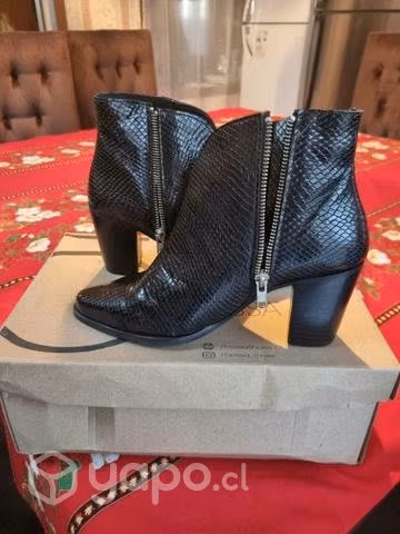 Zapatos y Botines - Imagen 2