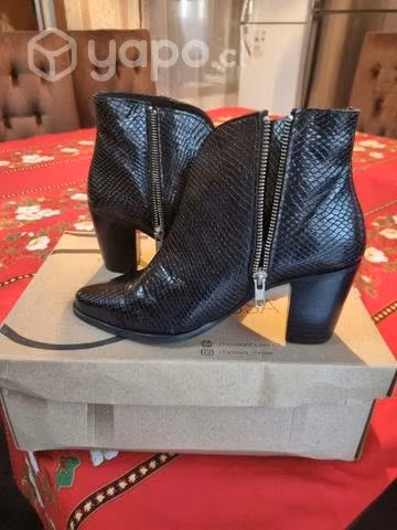Zapatos y Botines - Imagen 6
