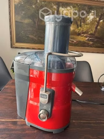 Extractor de Jugo Oster