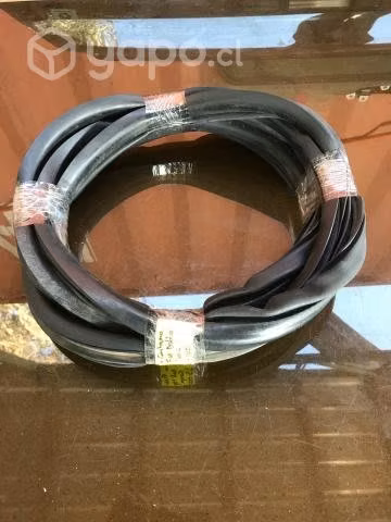 Goma contorno pilar pta del izq Fiat doblo maxi