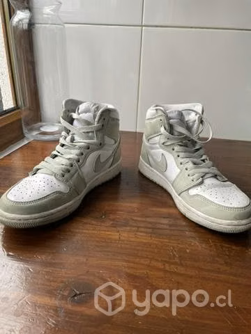 Zapatillas Nike Jordan 1 mid Spruce aura - Imagen 3