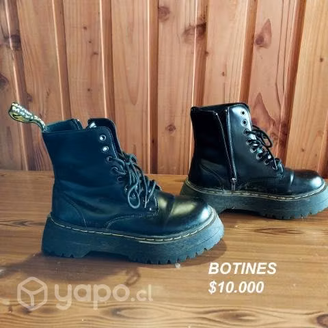 Botines negros Nº 39
