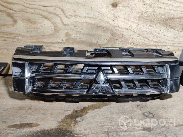 Máscara Mitsubishi Montero /m01jrgdjh