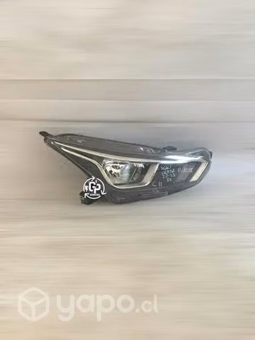 Óptico rh Nissan versa 2020-2023