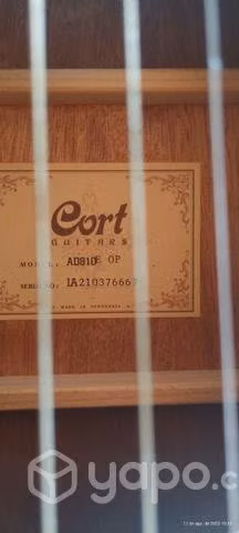 Guitarra electroacústica Cort
