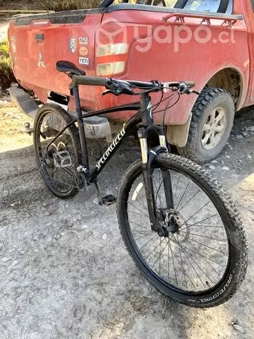 Bicicleta Specialized Rockhopper 2020 aro 29 L