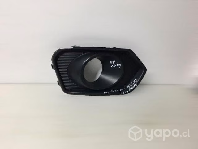 Tapa neblinero rh suzuki swift 2018 2020