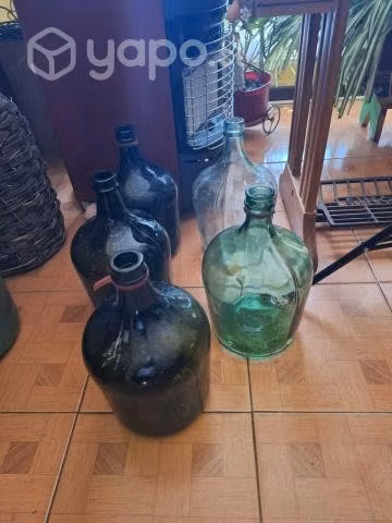 Botellones de vidrio