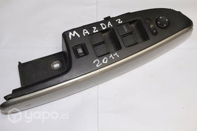 Botonera Mazda 2 1.5 2011