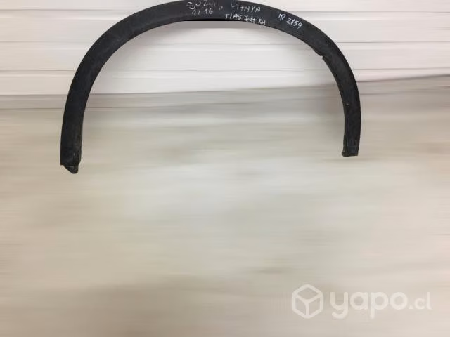 Moldura trasera rh suzuki vitara 2012 2016