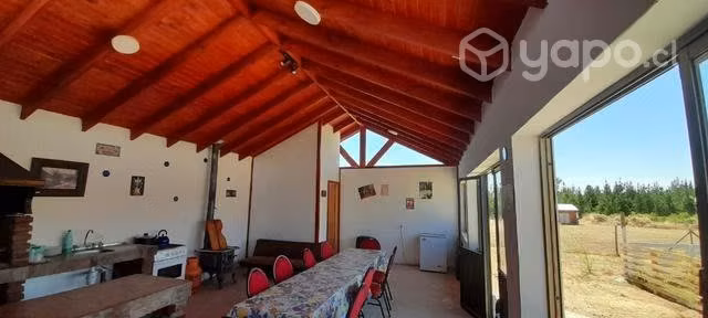 Parcela con Casa, Quincho, Piscina y tinaja