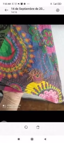 Falda y polera desigual m/L sin uso
