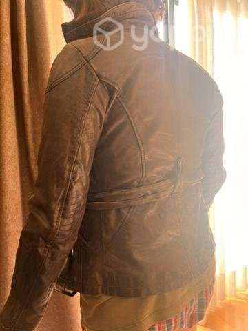 Chaqueta de cuero cafe - Imagen 3