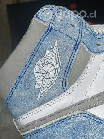 Jordan 1 Hyper Royal - Imagen 5