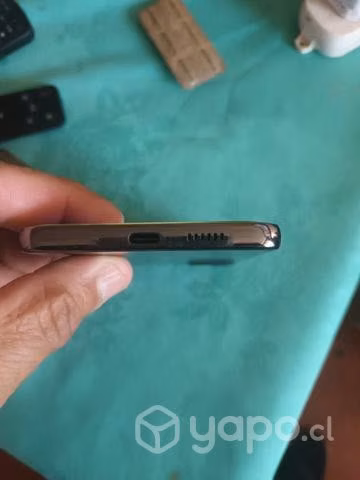 Celular Samsung A73 5G con cargador original