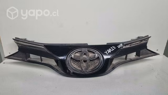 Mascara Toyota yaris 2019 dmg la cisterna 24.01