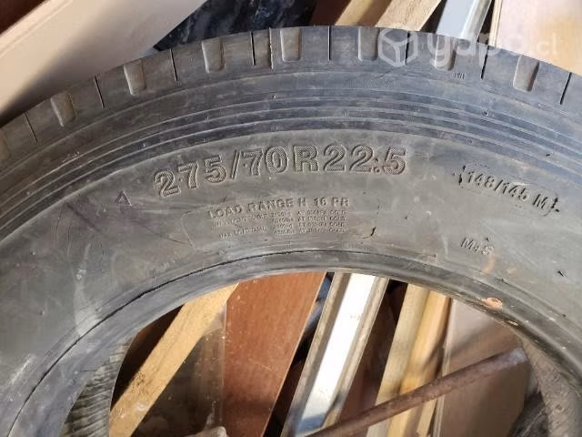 3 neumaticos para camion 275x80x22.5