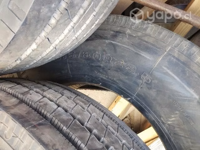 3 neumaticos para camion 275x80x22.5