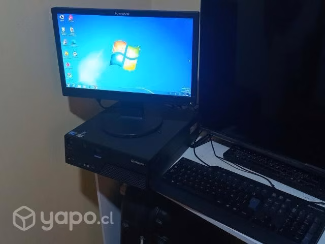 Computadora de escritorio - Imagen 2