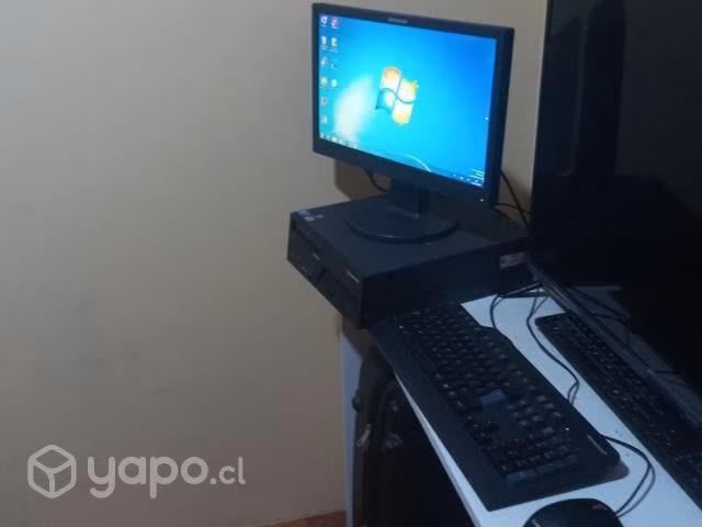 Computadora de escritorio - Imagen 3