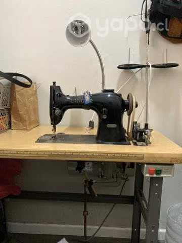 Máquina de coser singer renovada - Imagen 2