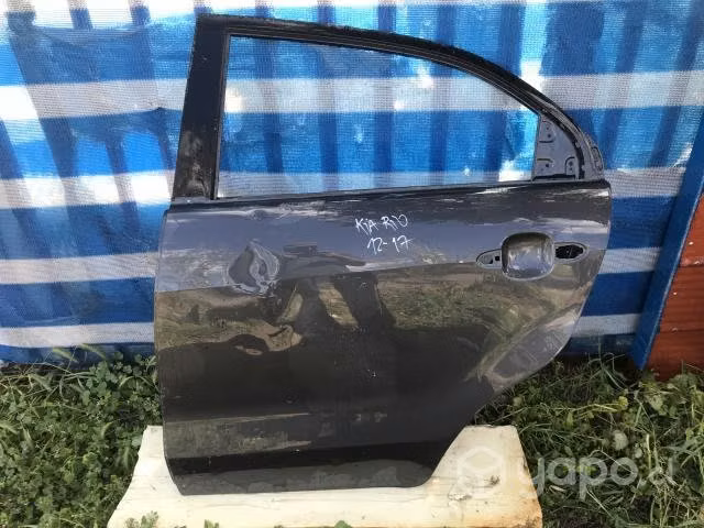 Puerta trasera izquierda Kia Rio