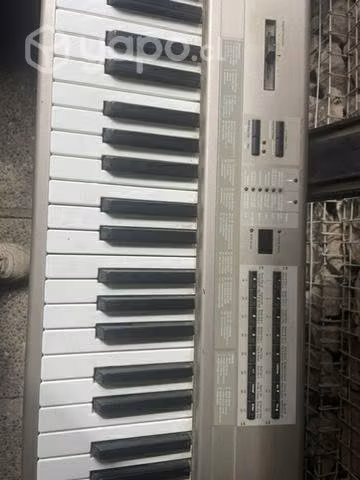 Teclado Kurzweil SP88