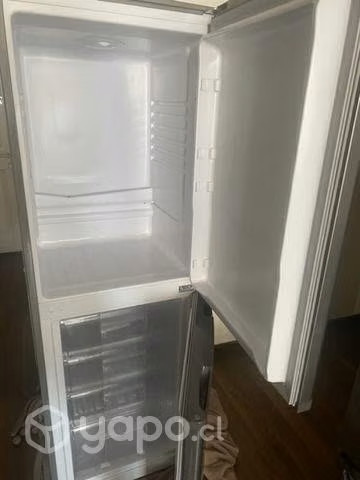 Refrigerador mademsa 244 litros