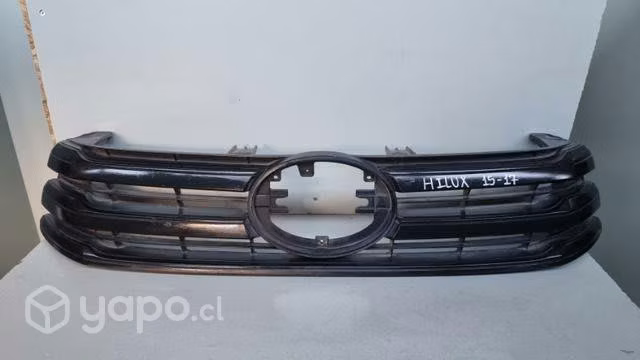 Mascara Toyota hilux dmg la cisterna 55.04