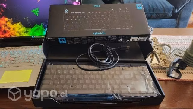 Teclado Logitech G PRO TKL profesional nuevo. - Imagen 4