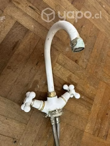 Llave muy antigua con bronce.