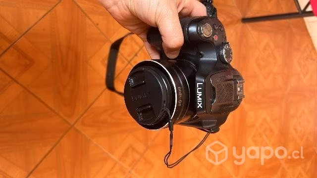 Cámara Fotográfica Panasonic Lumix FZ70