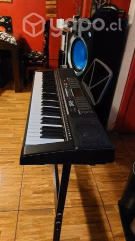Teclado 61 notas + STAND + silla
