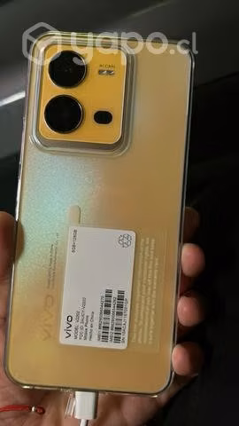 Vivo v25 white
