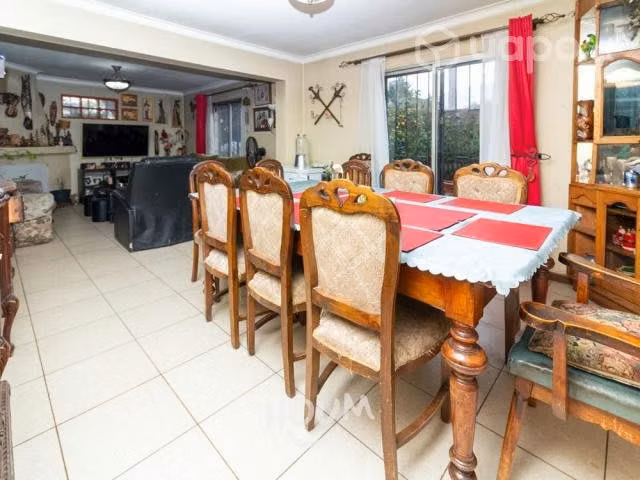 Casa superficie total de 624m2 y construidos 198m2 - Imagen 7