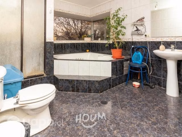 Casa superficie total de 624m2 y construidos 198m2 - Imagen 3