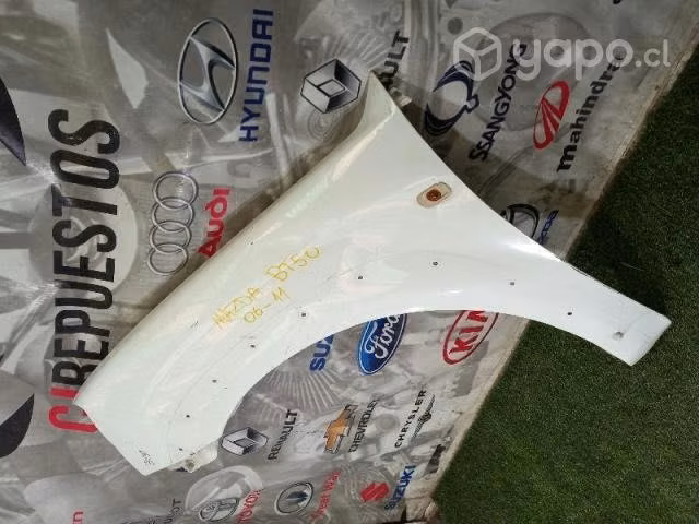 Tapabarro izquierdo mazda bt50 06 11