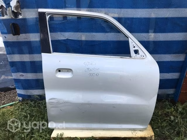 Puerta delantera derecha Suzuki S-Presso