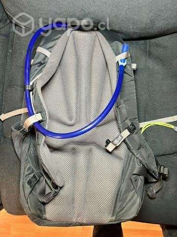 Mochila Camelbak Cloud Walker 18 - Imagen 2