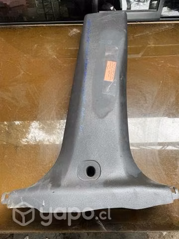 Tapiz cubr pilar central inf der Chevrolet Captiva