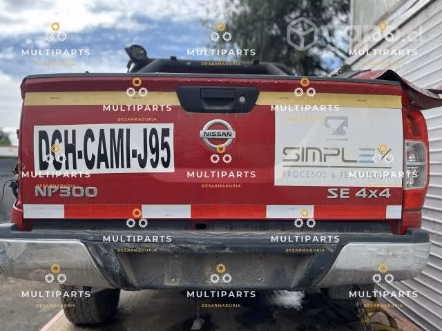 Portalón nissan NP300