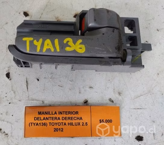 Manilla Inter Del Der (TYA136) Toyota Hilux 2012