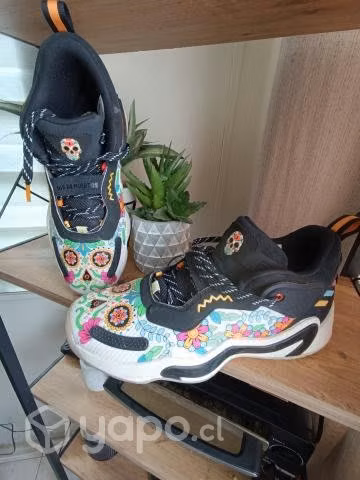 Zapatillas adidas 'Dia de Muertos'